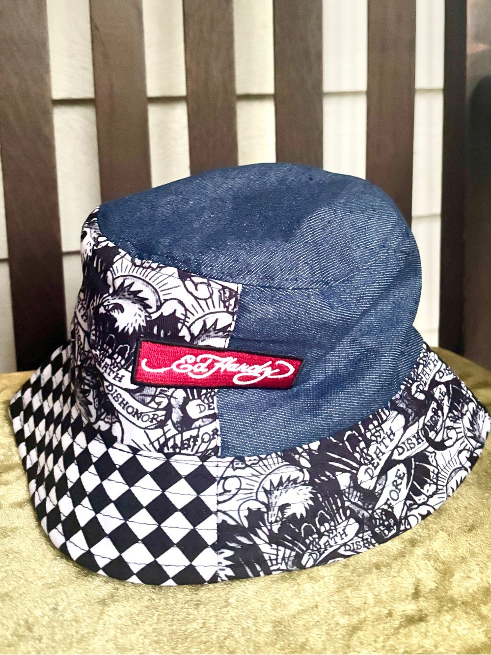 NWT Ed Hardy Y2K Adjustable Bucket Hat